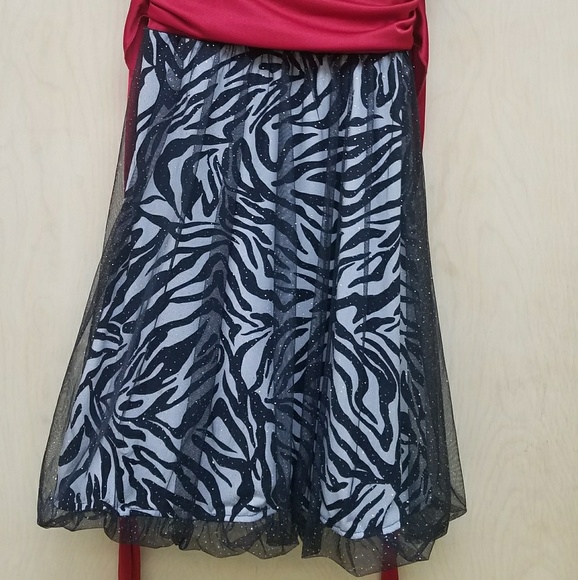 Short Formal Dress - Picture 2 of 8